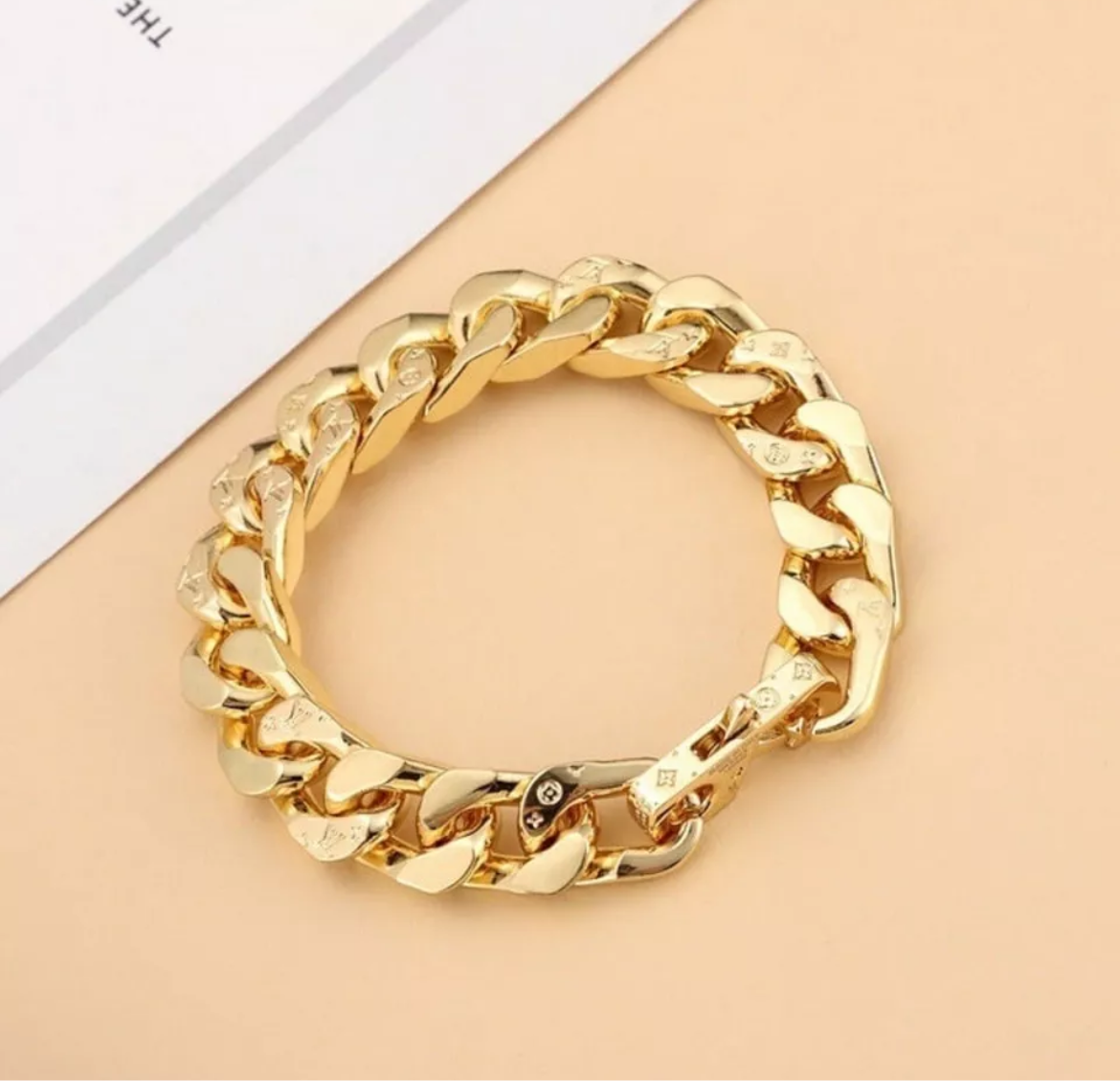 Pre-owned Louis Vuitton Monogram Cuban Chain Bracelet Gold