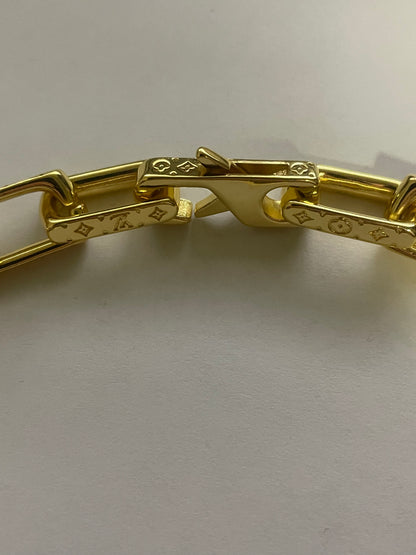 Pre-owned Louis Vuitton Monogram gold necklace